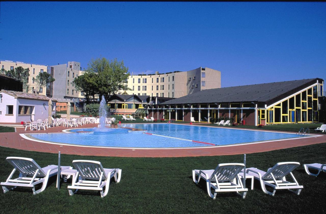 Hotel Federico II Iesi Exterior photo